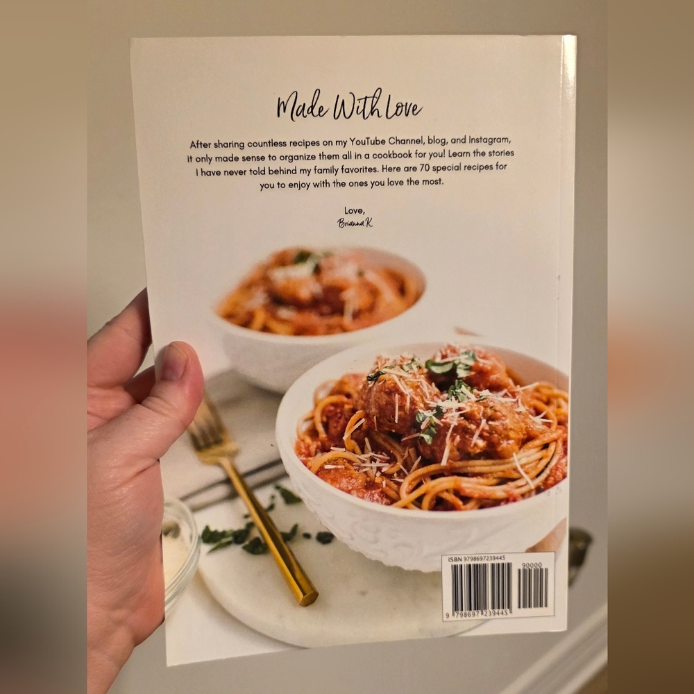 Bits of Bri Cookbook - Burgundy Cover - Picture 3 of 3